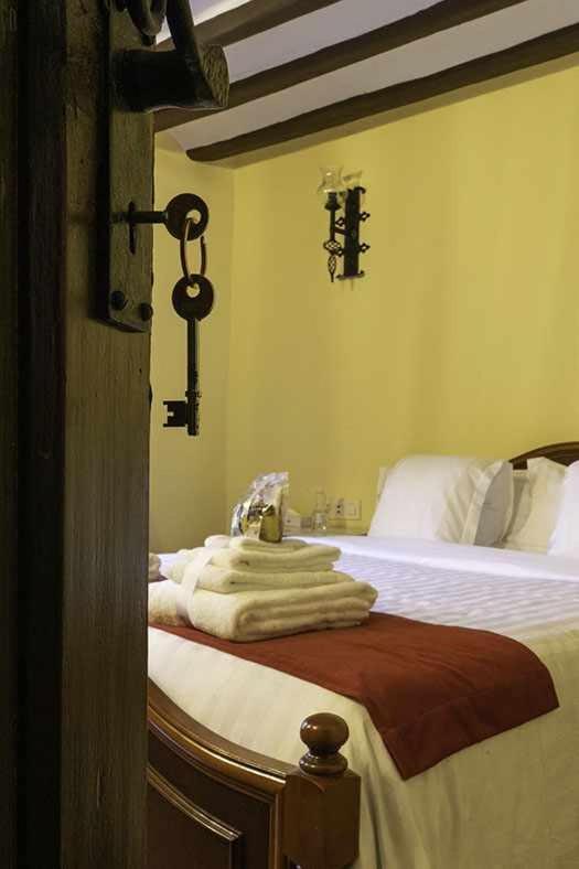 El Retiro Del Obispo Guest House Laguardia Ngoại thất bức ảnh
