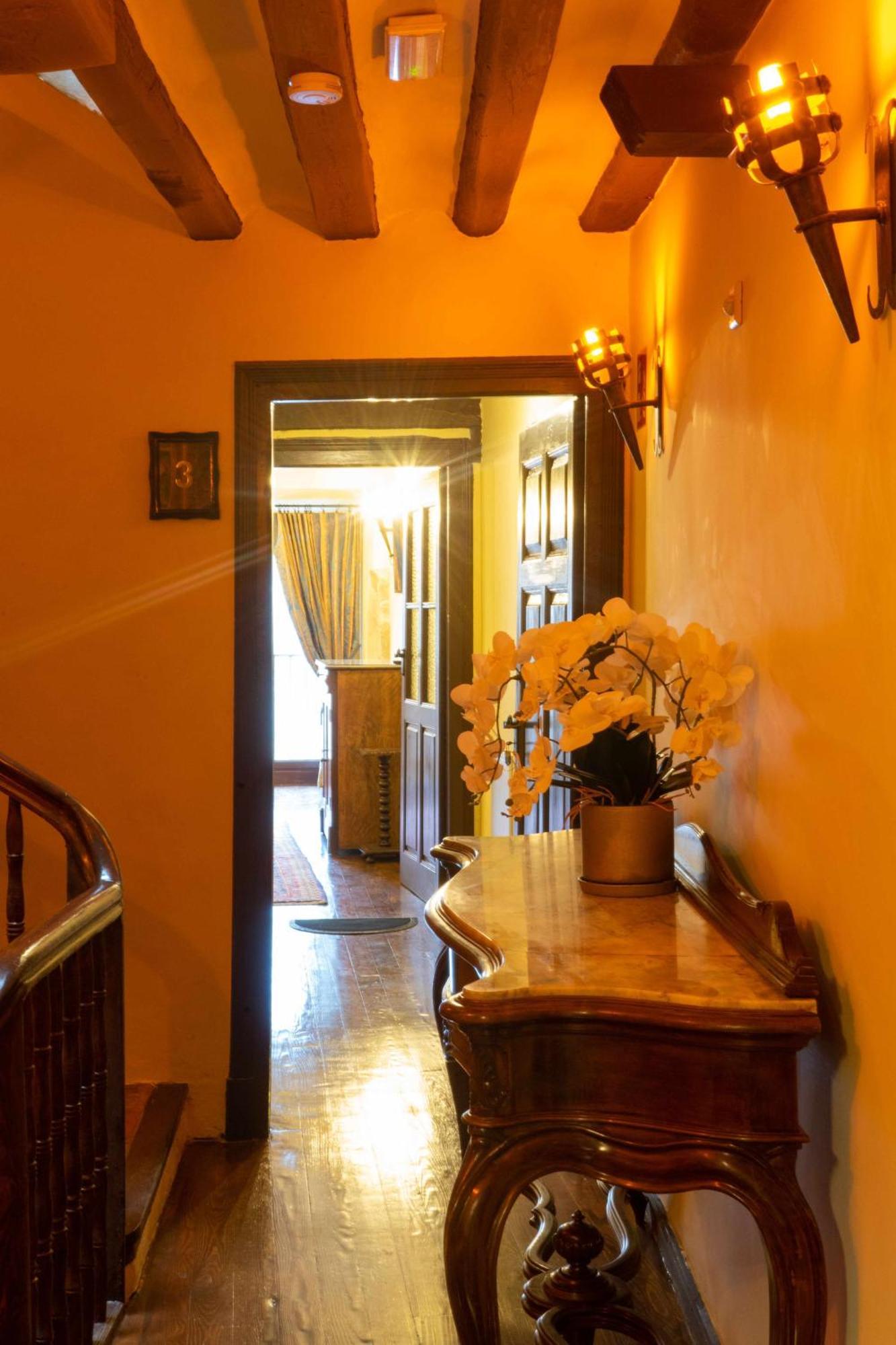 El Retiro Del Obispo Guest House Laguardia Ngoại thất bức ảnh